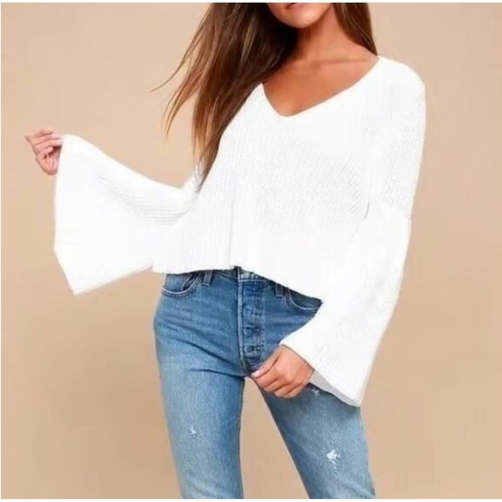 Free People Damsell Bell Sleeve Chunky Knit Cropped Sweater-Size Small - Picture 1 of 10
